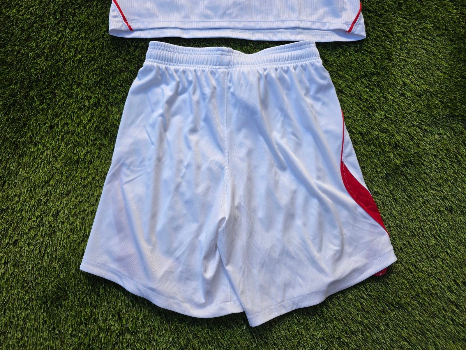 Turkey away jersey + shorts – photo 7